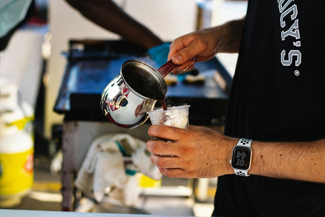 Iced Coffee, Tea, and Cold Drinks on the Go: Compact Drinkware for Toronto Summers